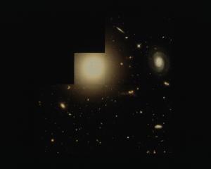 01 Coma Cluster NGC-4881.jpg